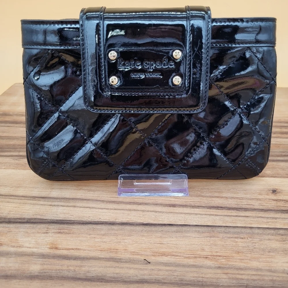 Kate Spade Black Quilted Patent Leathe Bag, Zip Closure By Wrist Strap, EUC